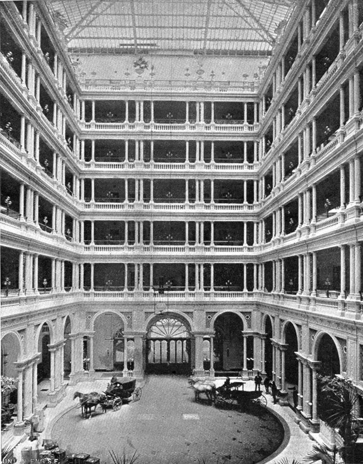 Palace hotel court